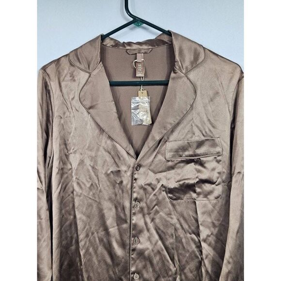 Skims Silk nightshirt Nwt - Picture 2 of 12